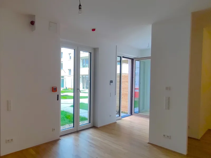 Erstbezug 2026 in Prenzlauer Berg: Neuer Einbauküche, Schlafbereich, und Fußbodenheizung — photo 1